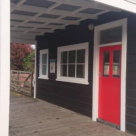 Whanga Butcher Shop Whangamomona Exterior photo